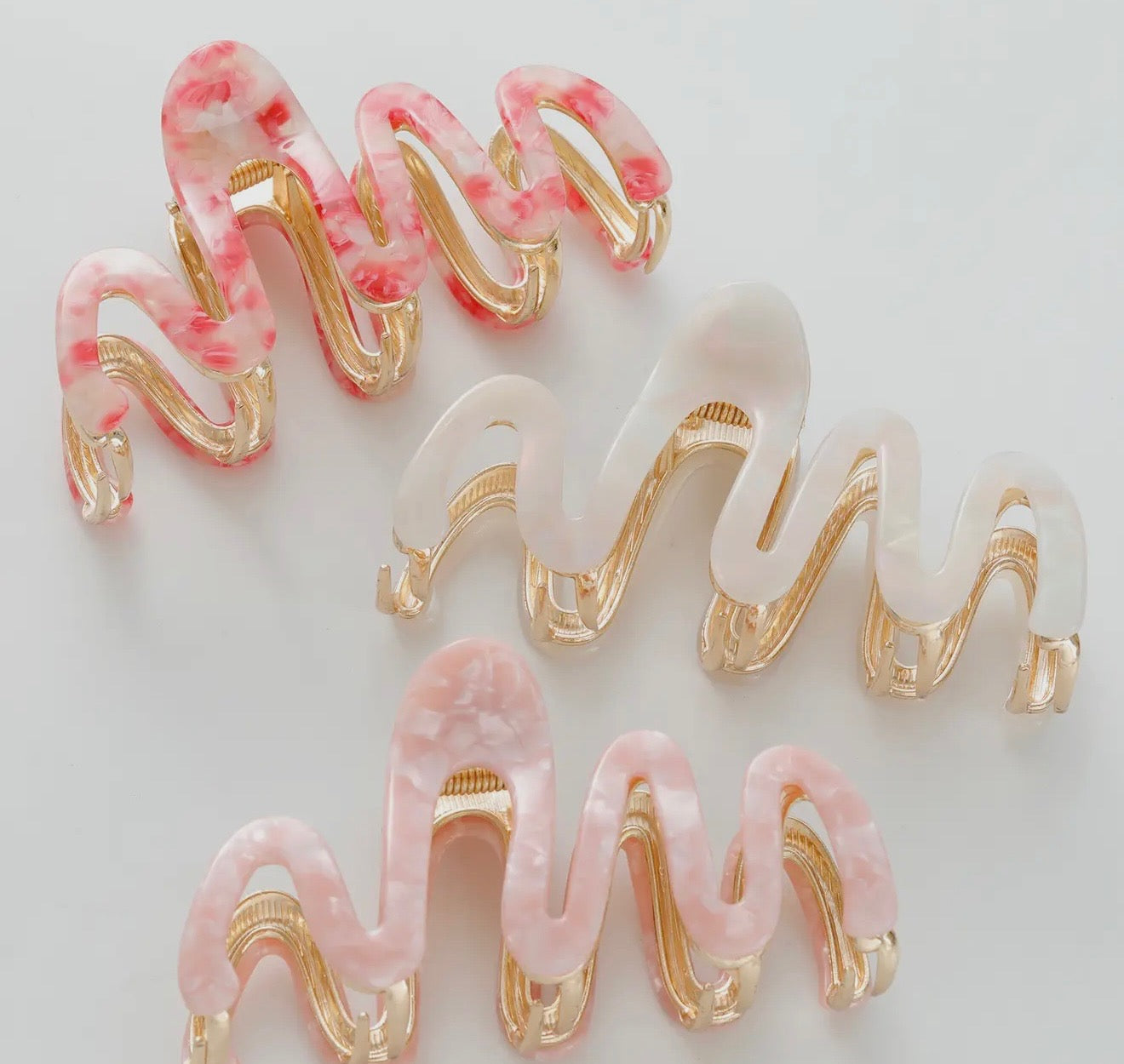 Large Squiggle Metal Clip