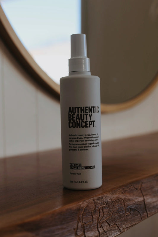 Authentic Beauty Concept Hydrate Spray Conditioner